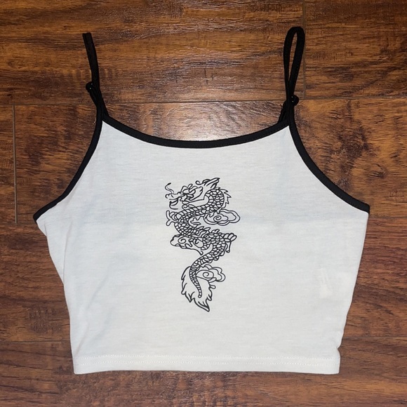 New Without Tags SHEIN White & Black Dragon Crop Top - Picture 2 of 11